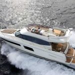 Boat-chartering-7