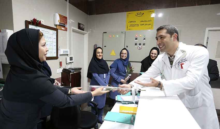 تجلیل از پرستاران بیمارستان کیش