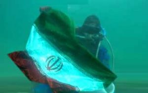 نصب پرچم ایران در اعماق خلیج فارس