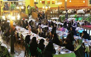 مراسم گرامیداشت روز زن در صدا و سیمای کیش