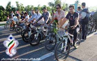 همایش دوچرخه سواری همگانی در کیش به نفع نیازمندان