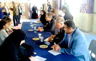 میز خدمت در نماز جمعه کیش