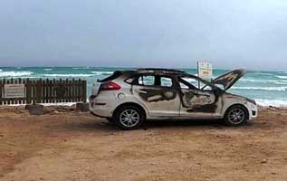 آتش سوزی یک خودرو در کیش