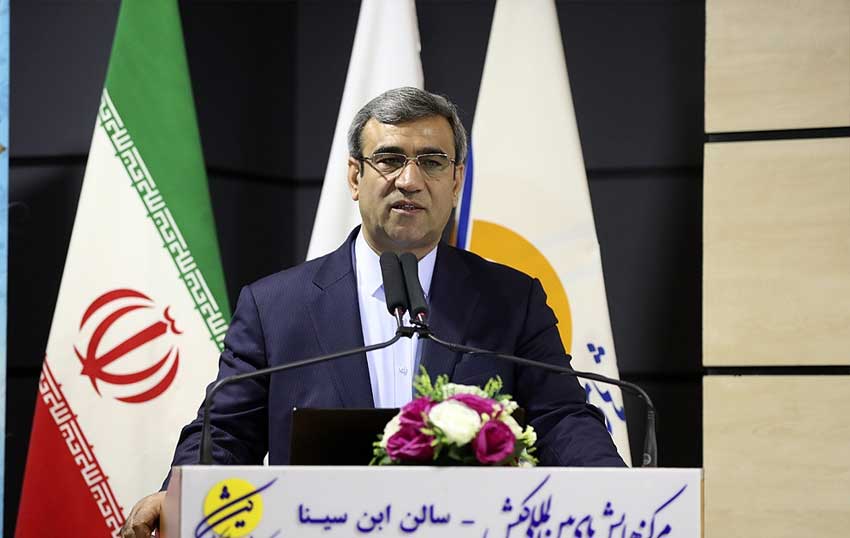 تجلیل از معلمان نمونه کیش در هفته معلم