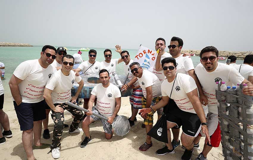 مسابقه ساخت و آب اندازی قایقهای مقوایی در کیش