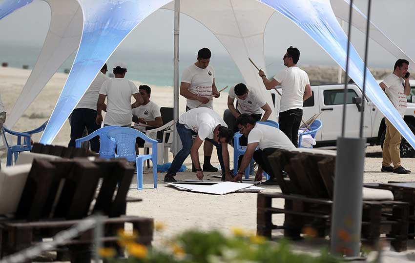 مسابقه ساخت و آب اندازی قایقهای مقوایی در کیش