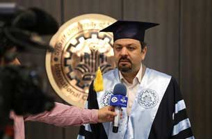 مراسم دانش آموختگی دانشجویان پردیس کیش دانشگاه صنعتی شریف