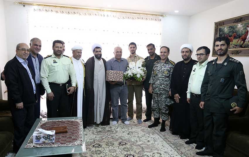 دیدار مسئولان جزیره کیش با خانواده شهدا، جانبازان و ایثارگران