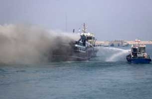 آتش سوزی در لنج باری در کیش