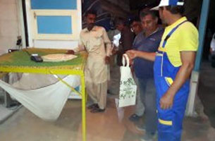 توزیع کیسه های پارچه ای در نانوایی های کیش