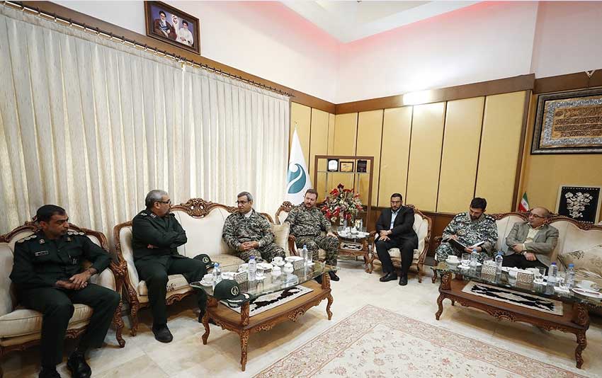 تجمع بزرگ شکوه اقتدار بسیجیان در کیش