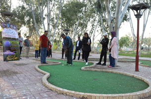 معرفی نفرات برتر مسابقات مینی گلف خانوادگی در کیش