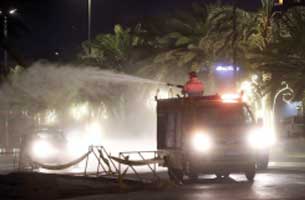 ضدعفونی معابر و خیابانهای کیش به منظور پیشگیری از شیوع ویروس کرونا