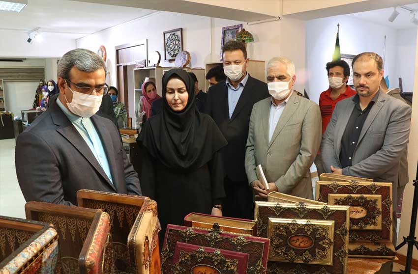 افتتاح نمایشگاه صنایع دستی بانوان هنرمند در کیش