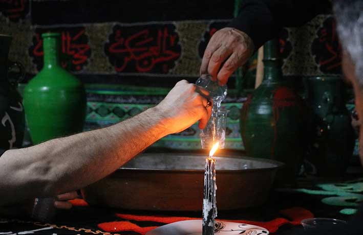 برگزاری مراسم سنتی طشت گذاری محرم در کیش