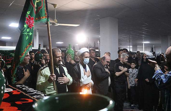 برگزاری مراسم سنتی طشت گذاری محرم در کیش