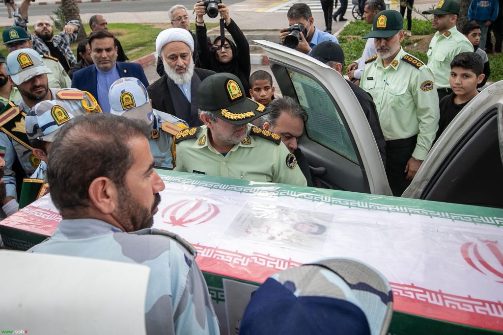 تشییع باشکوه پیکر شهید امنیت ستوان سوم امیرحسین ترکاشوند در کیش